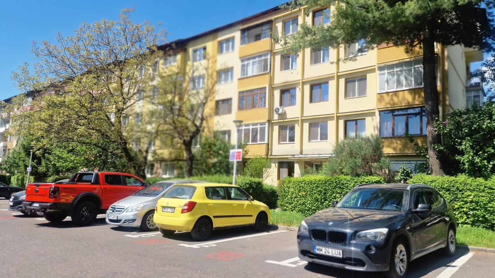 University Apartment Baia Mare Exterior photo